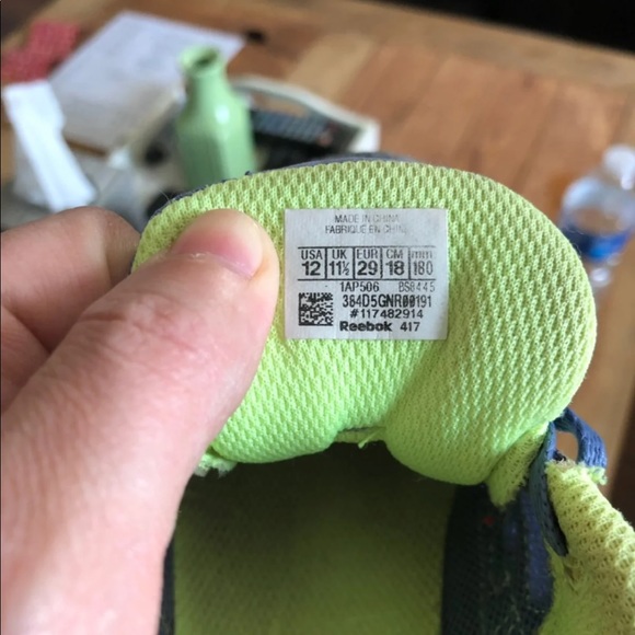 Girls Reebok - Picture 4 of 5